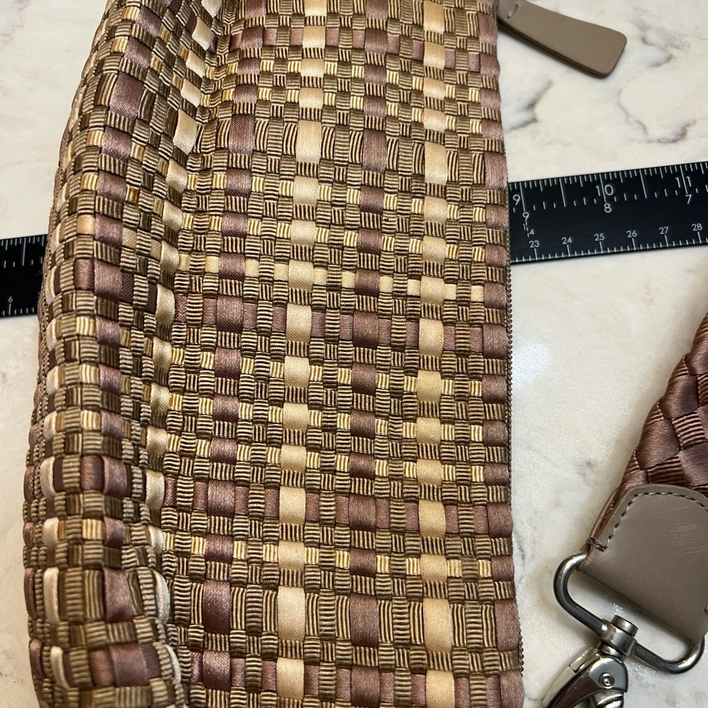 The Sak Woven Classic Y2K Brown and Cream‎ Shoulder Bag - Picture 4 of 6
